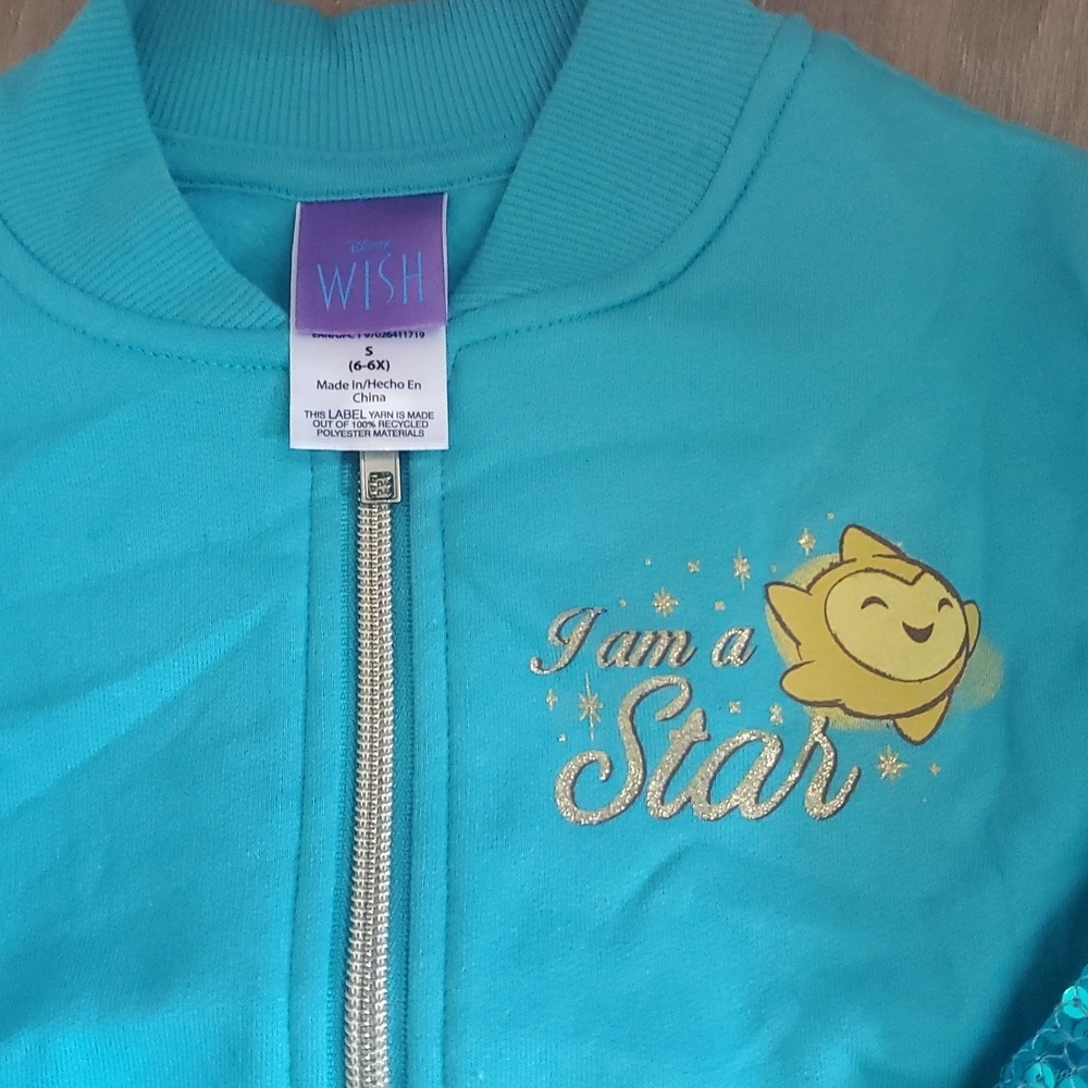 Girls size 6 mixed lot. Disney Wish jacket, LOL pajamas.. - Picture 4 of 9